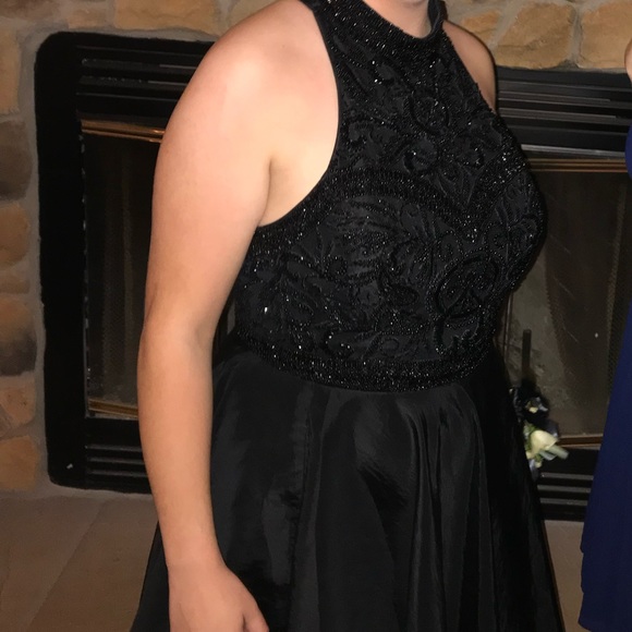 Sherri Hill dress - Picture 3 of 4